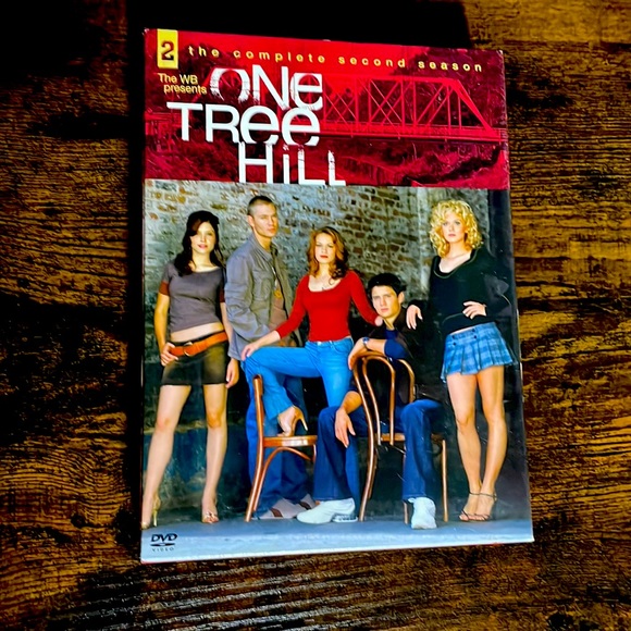 ONE TREE HILL SEASONS 1,2&3 on DVD - Picture 4 of 9